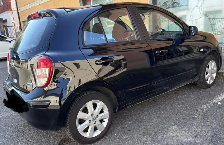 Nissan Micra 2011 photo 2