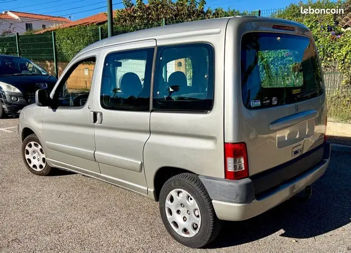 Peugeot Partner 2006 photo 2