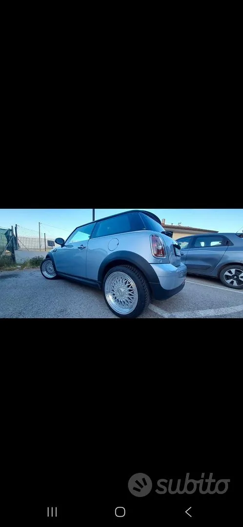 Mini Mini Cooper R56 2010 photo 4