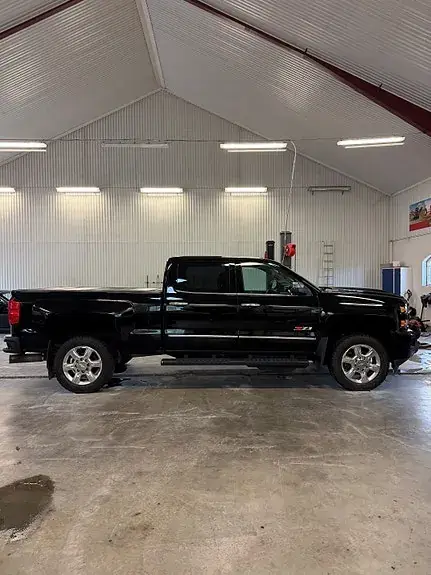 Chevrolet Silverado 2500 2018 photo 2