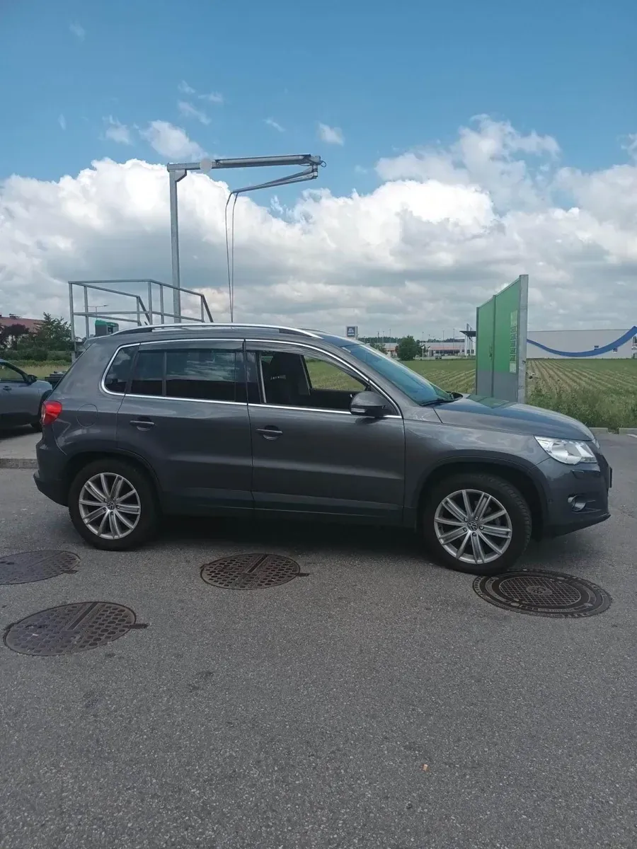 Volkswagen Tiguan 2011 photo 3