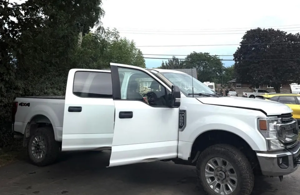 Ford F250 2022 photo 5