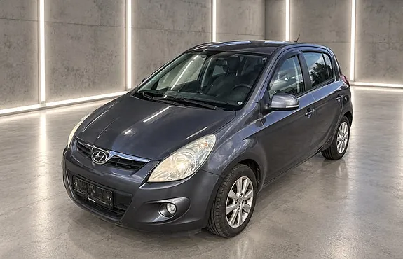 Hyundai I20 2012 photo 2
