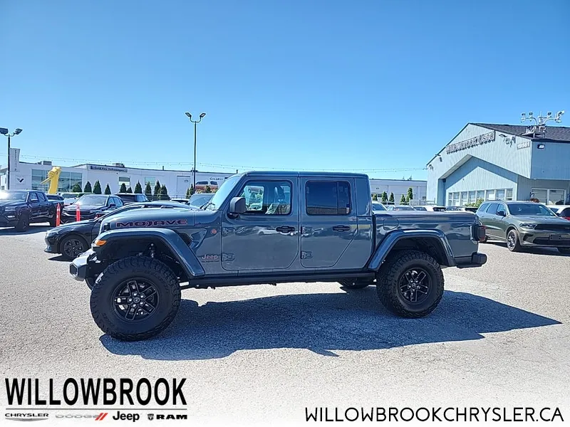 Jeep Gladiator 2025 photo 2