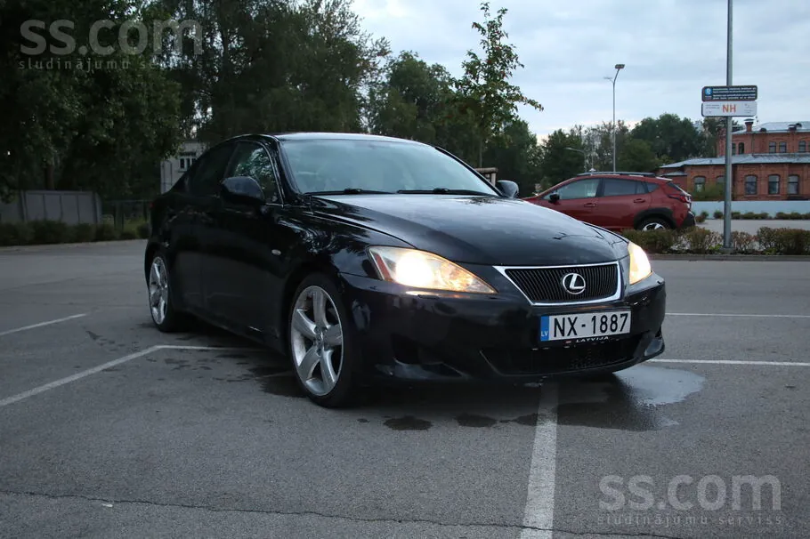 Lexus Is 2007 photo 5