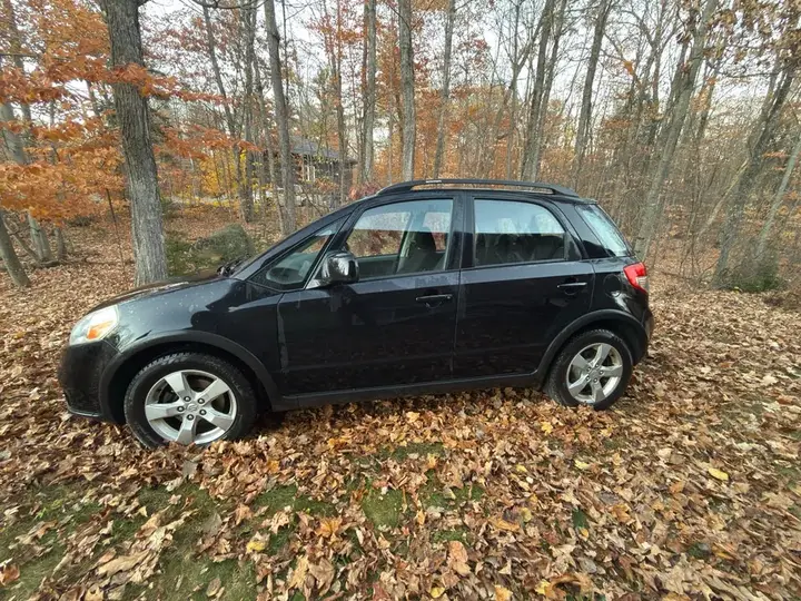 Suzuki Sx4 2010 photo 2