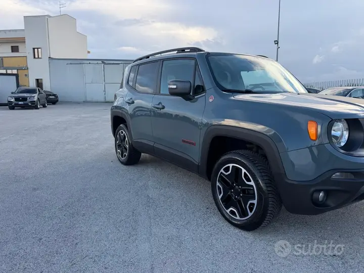 Jeep Renegade 2015 photo 5