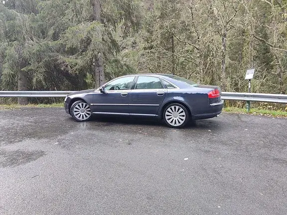 Audi A8 2005 photo 4