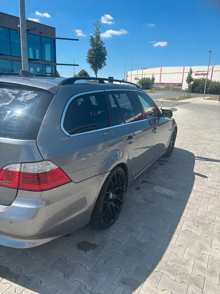 BMW E61 530D