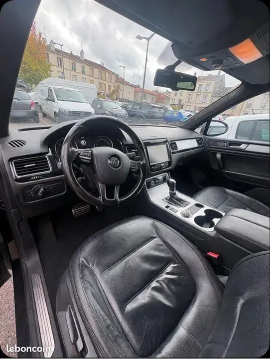 Volkswagen Touareg 2013 photo 3