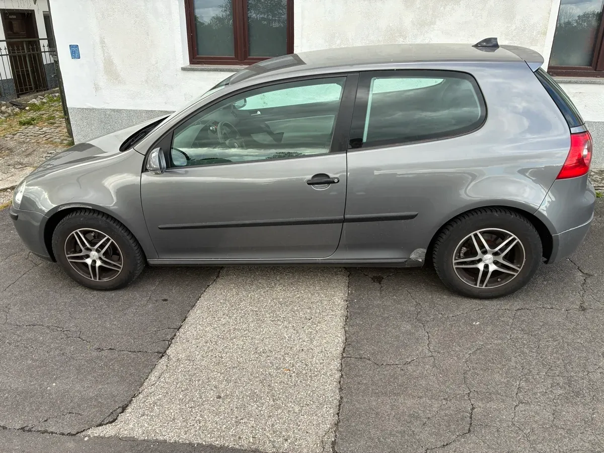 Volkswagen Golf 2005 photo 3