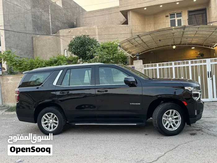 Chevrolet Tahoe 2023 photo 2