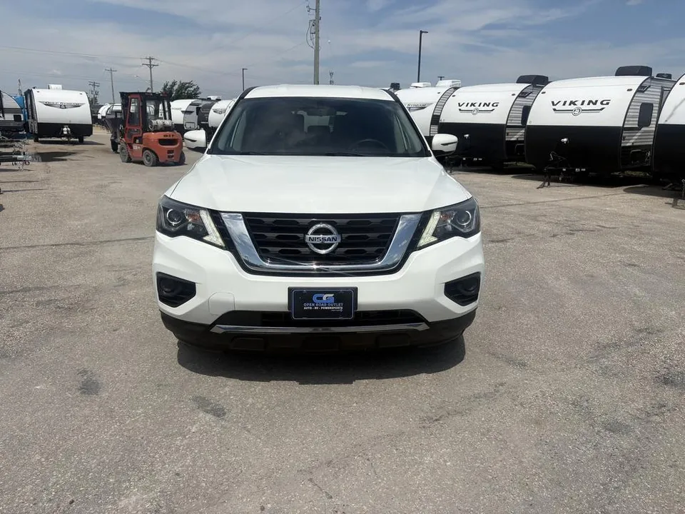 Nissan Pathfinder 2017 photo 3