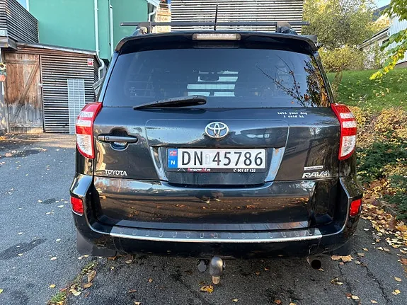 Toyota Rav4 2010 photo 4