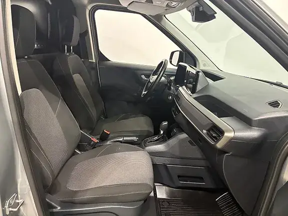 Ford Transit Courier 2024 photo 5