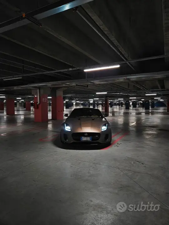 Jaguar F-Type 2017 photo 2