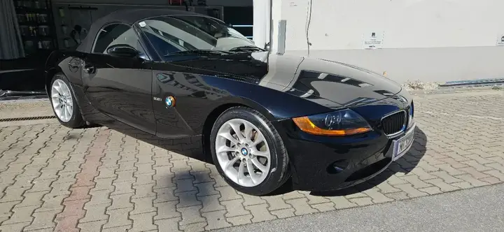 BMW Z4 2004 photo 3