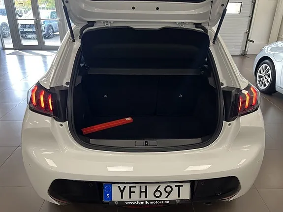 Peugeot 208 2023 photo 5