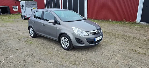 Opel Corsa 2012 photo 2