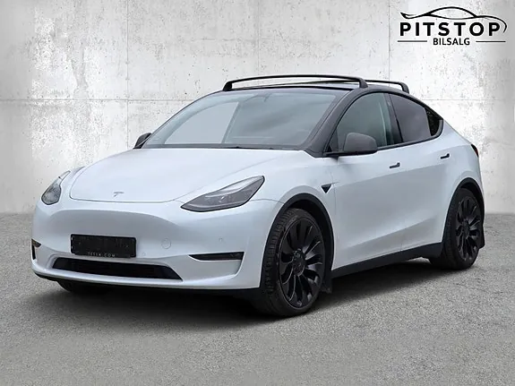 Tesla Model Y 2022 photo 2