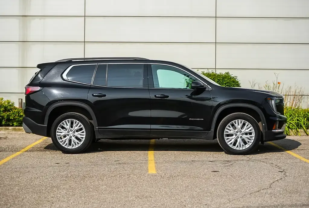 GMC Acadia 2025 photo 5