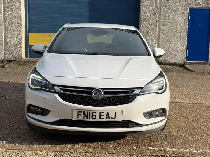 Vauxhall Astra 2016 photo 4