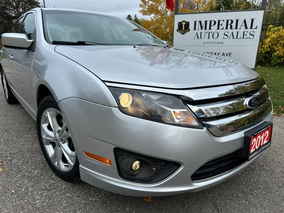 Ford Fusion 2012 photo 2