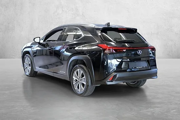 Lexus Ux300E 2022 photo 4