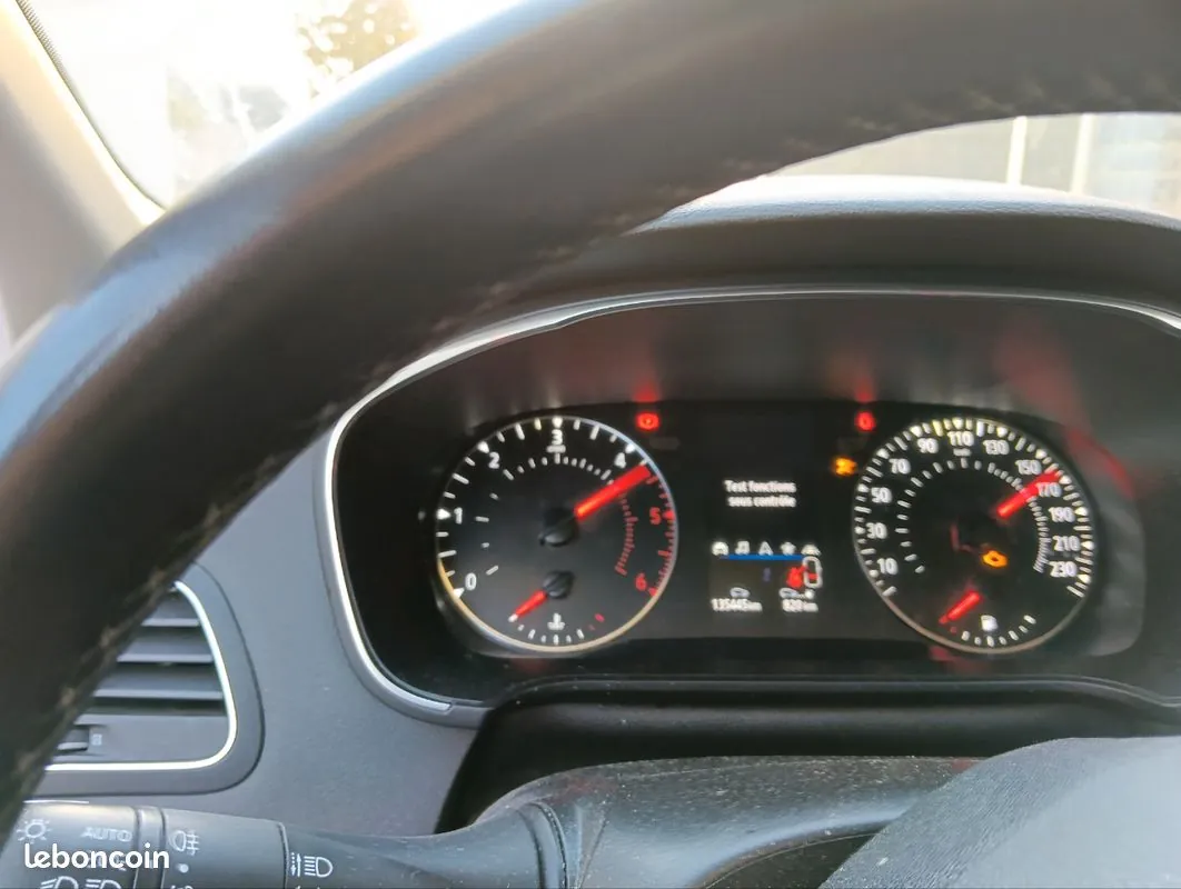 Renault Megane 2022 photo 3