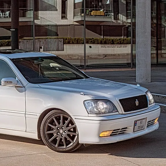 Toyota Crown 2002 photo 3