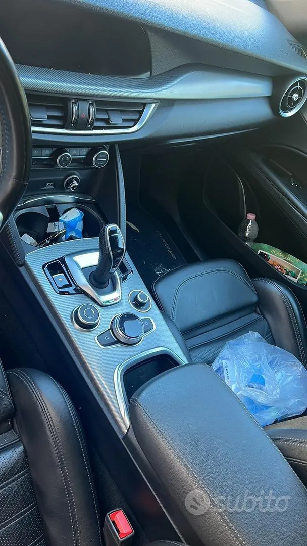 Alfa Romeo Stelvio 2021 photo 4