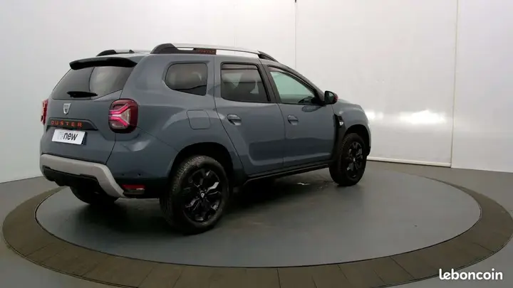 Dacia Duster 2022 photo 2
