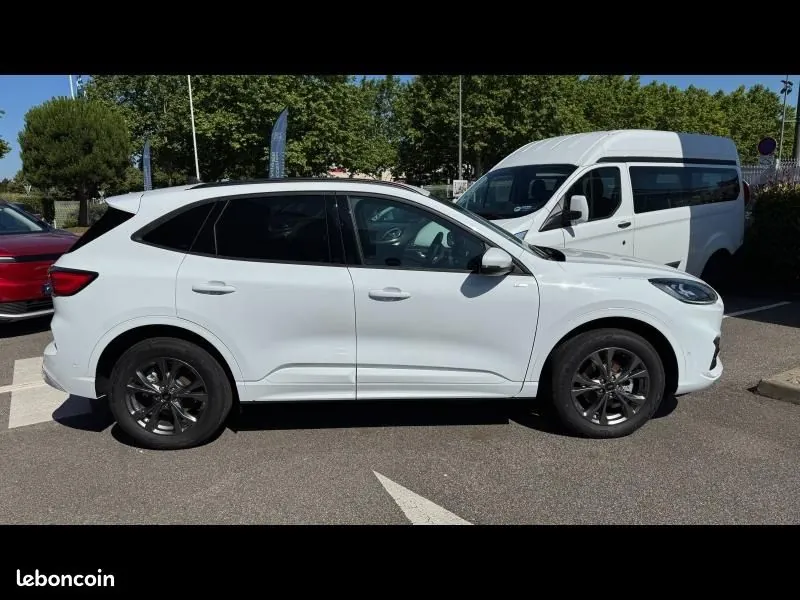 Ford Kuga 2025 photo 4