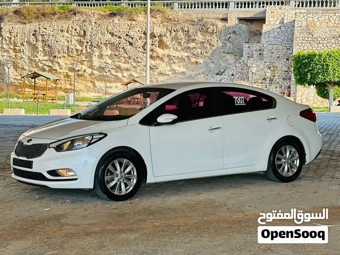 Kia K3 2014 photo 4