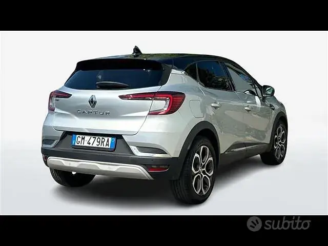Renault Captur 2023 photo 2