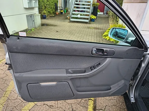 Audi A3 1998 photo 4