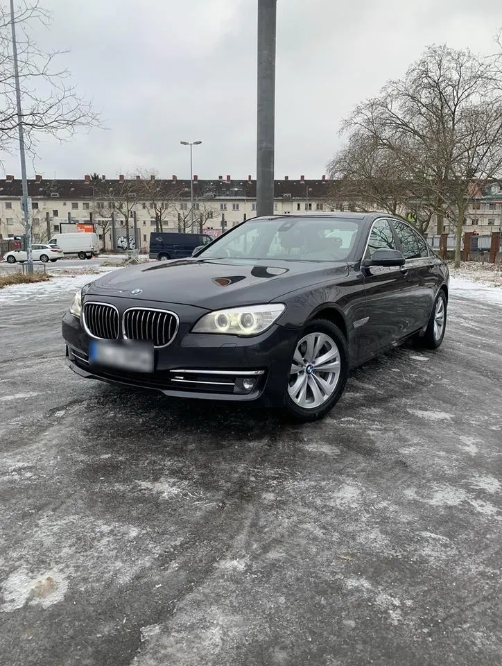 BMW 740D