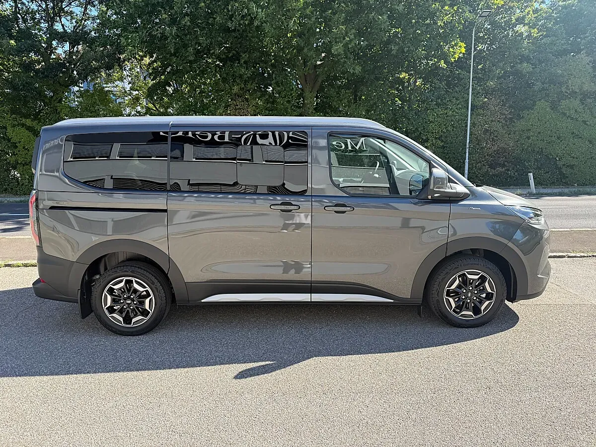 Ford Tourneo photo 3