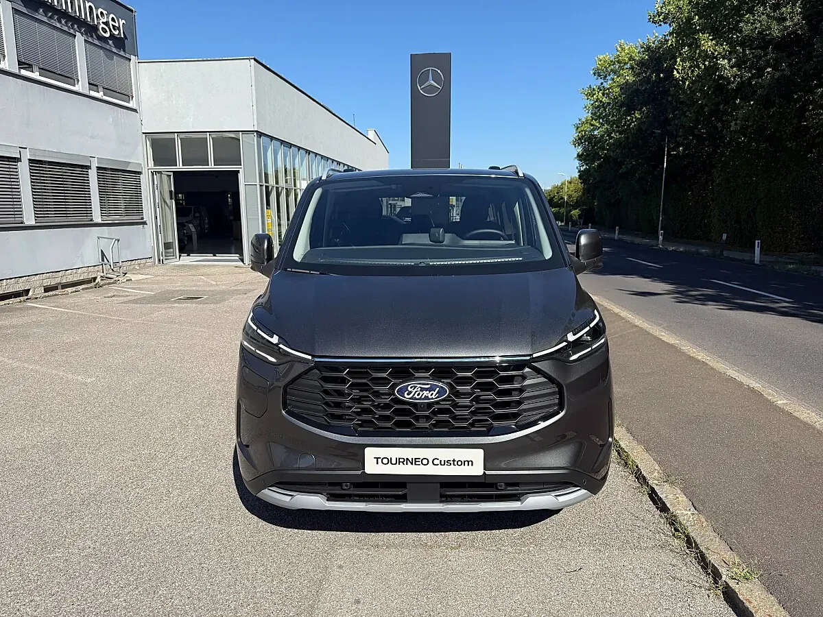 Ford Tourneo