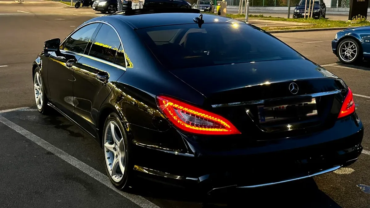 Mercedes-Benz Cls-Class