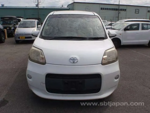 Toyota Porte 2013 photo 5