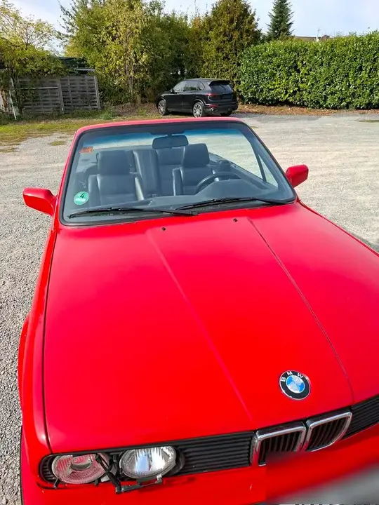 BMW E30