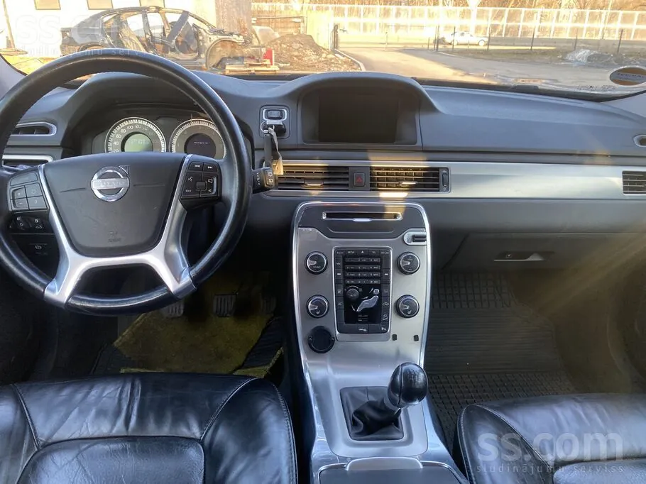 Volvo Xc70 2011 photo 5