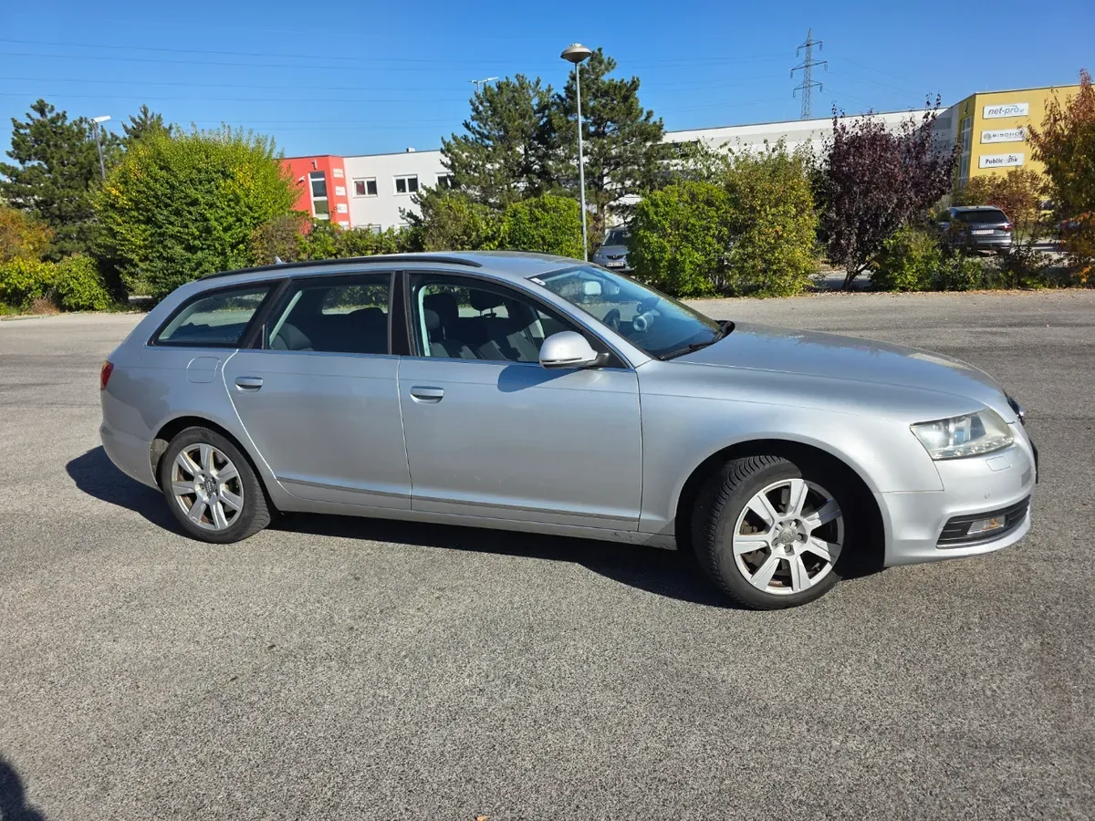 Audi A6 Avant 2009 photo 2