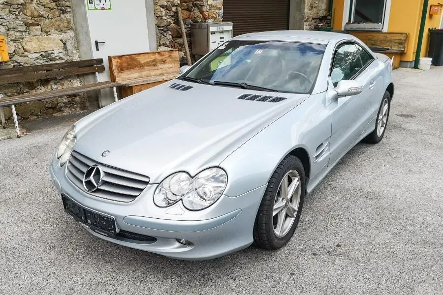 Mercedes-Benz Sl-Class 2002 photo 3
