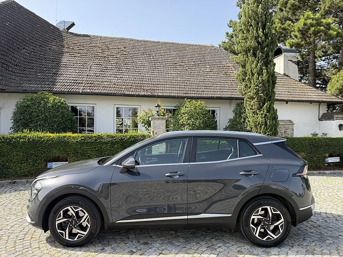 Kia Sportage 2023 photo 2