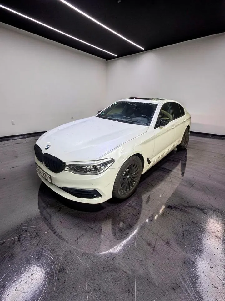 BMW 530I