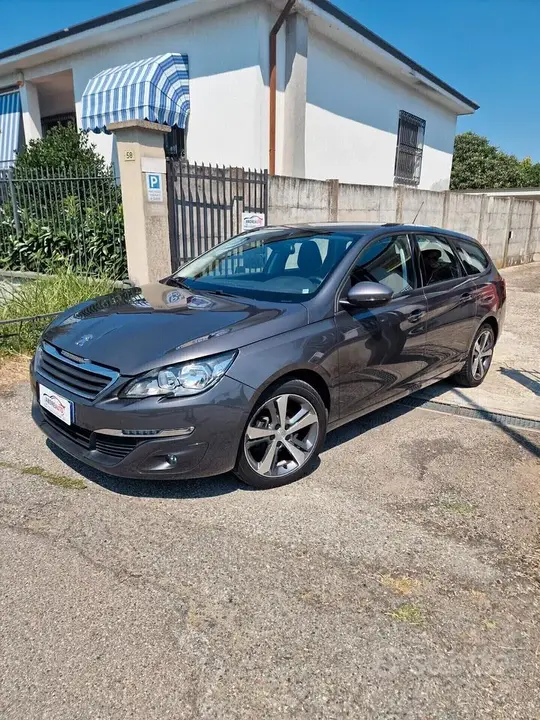 Peugeot 308 2016 photo 3