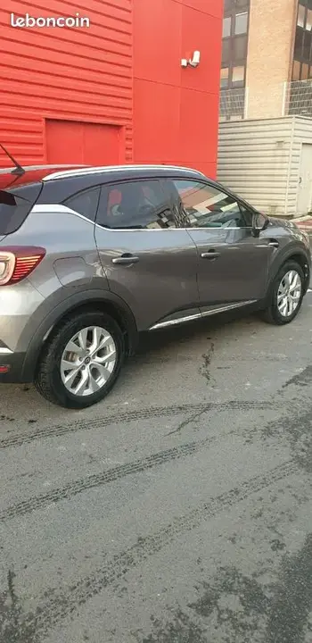 Renault Captur 2020 photo 2