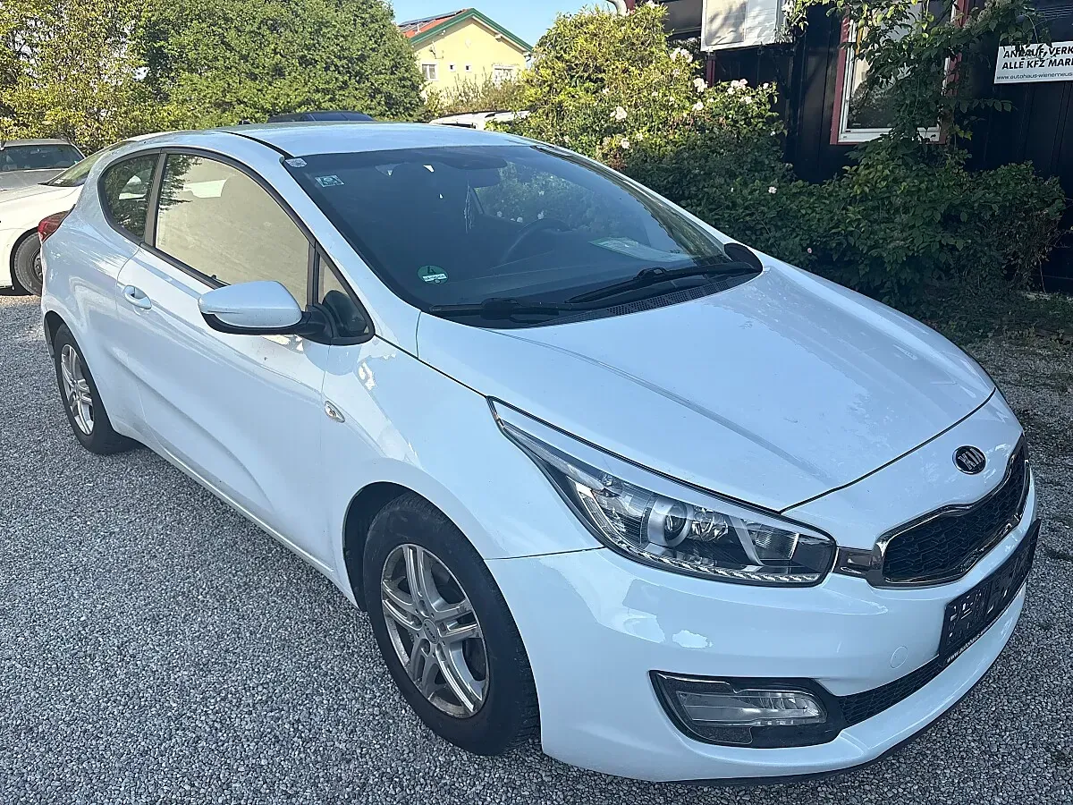 Kia Proceed